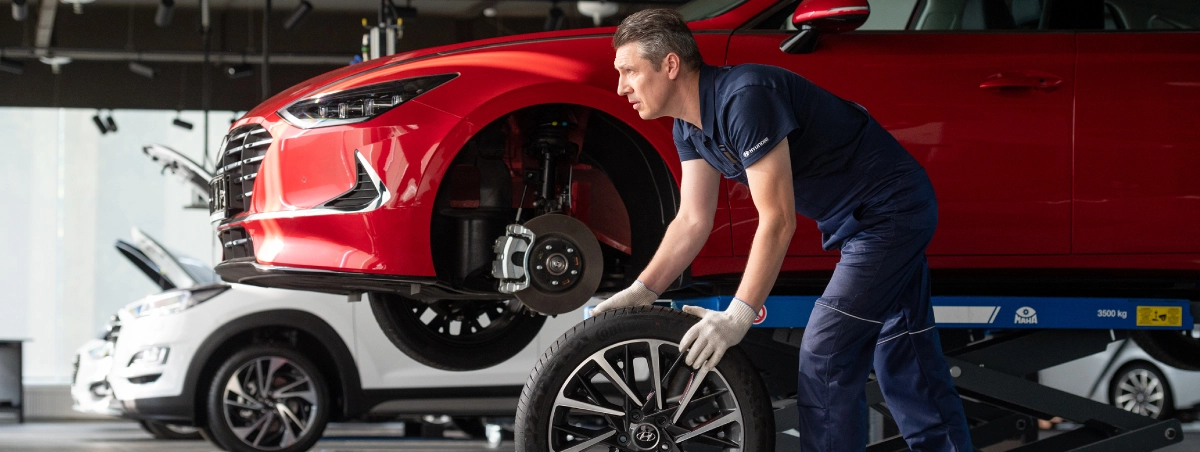 Шиномонтаж в автоцентре Hyundai от 2600